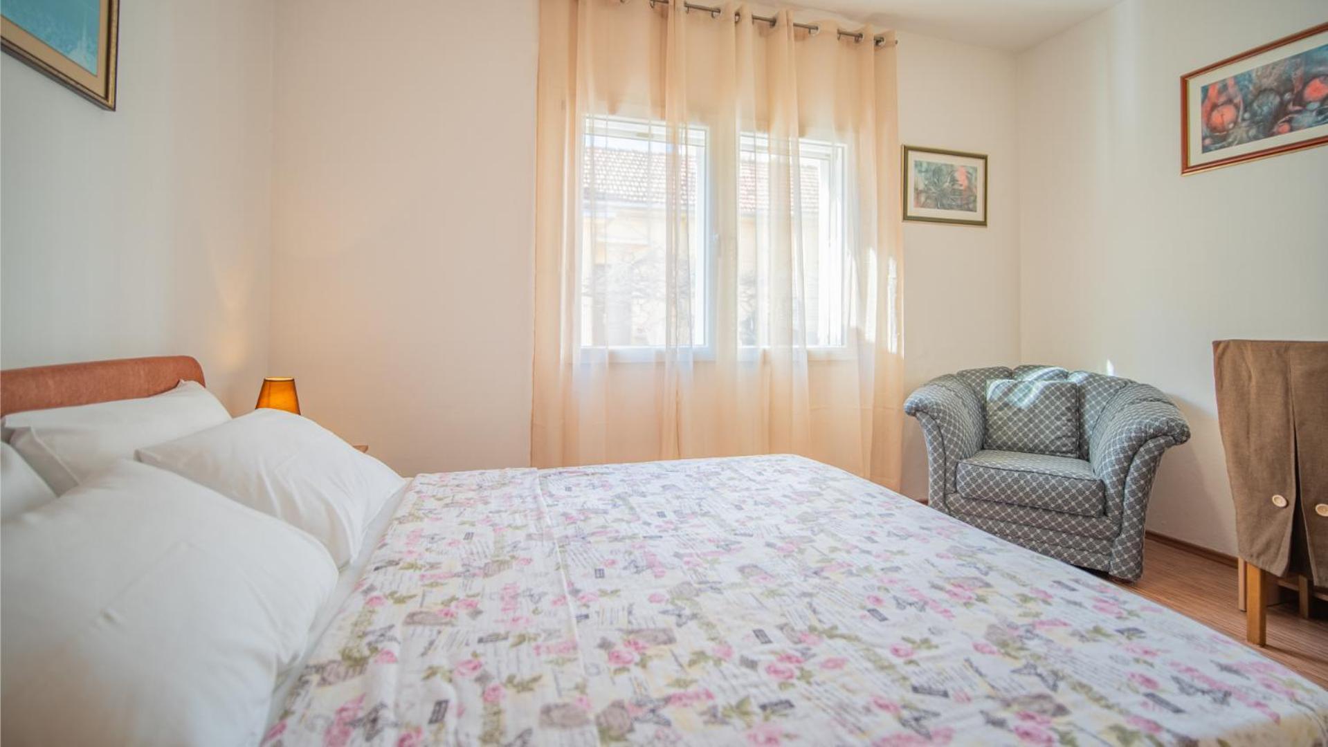 Apartmani Ana Tivat Exterior foto